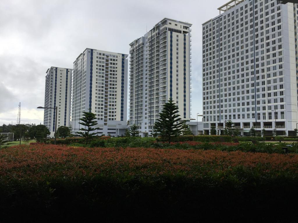 Wind Residence With View Of Taal Lake Tagaytay City ภายนอก รูปภาพ